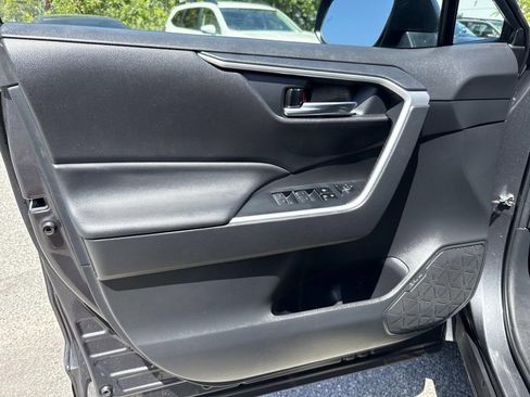 Used 2024 Toyota RAV4 XLE image 22