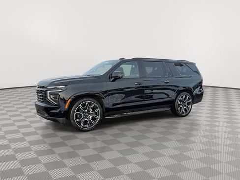 New 2026 Chevrolet Suburban RST w/ RST Capability Package image 8