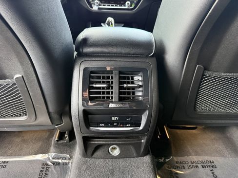 Used 2019 BMW X3 sDrive30i RWD image 16