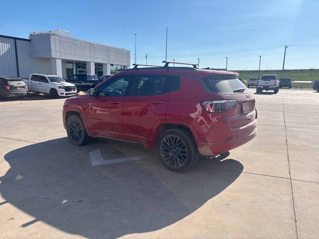 Used 2022 Jeep Compass Limited AWD/4WD image 5