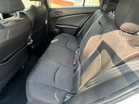 Used 2019 Toyota Prius LE FWD image 18