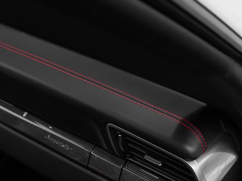 Used 2019 Porsche 911 Speedster image 43