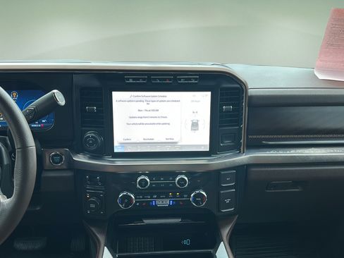 Used 2024 Ford F250 King Ranch AWD/4WD image 10