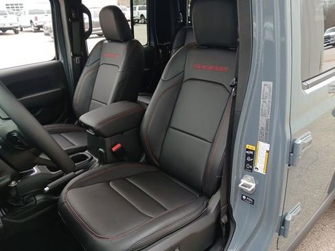 New 2026 Jeep Gladiator Rubicon image 37