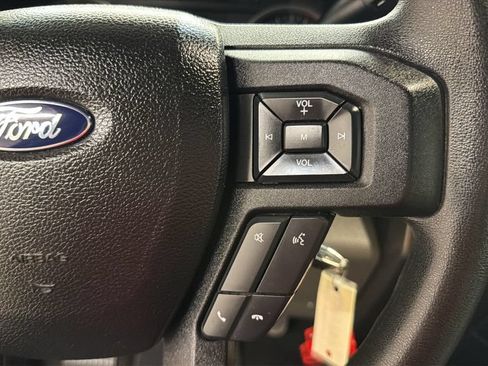 Used 2015 Ford F150 XLT AWD/4WD image 18