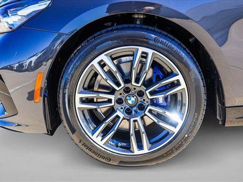 New 2026 BMW 530i xDrive w/ M Sport Package AWD/4WD image 9