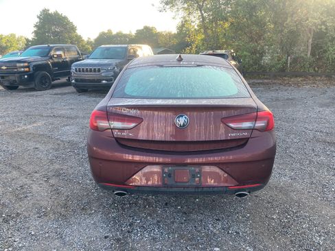 Used 2018 Buick Regal Essence w/ Driver Confidence Package #1 FWD image 7