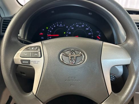 Used 2011 Toyota Camry LE w/ LE Extra-Value Pkg FWD image 27