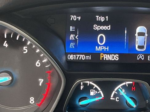Used 2017 Ford Escape Titanium AWD/4WD image 16