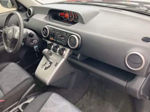 Used 2012 Scion xB image 23