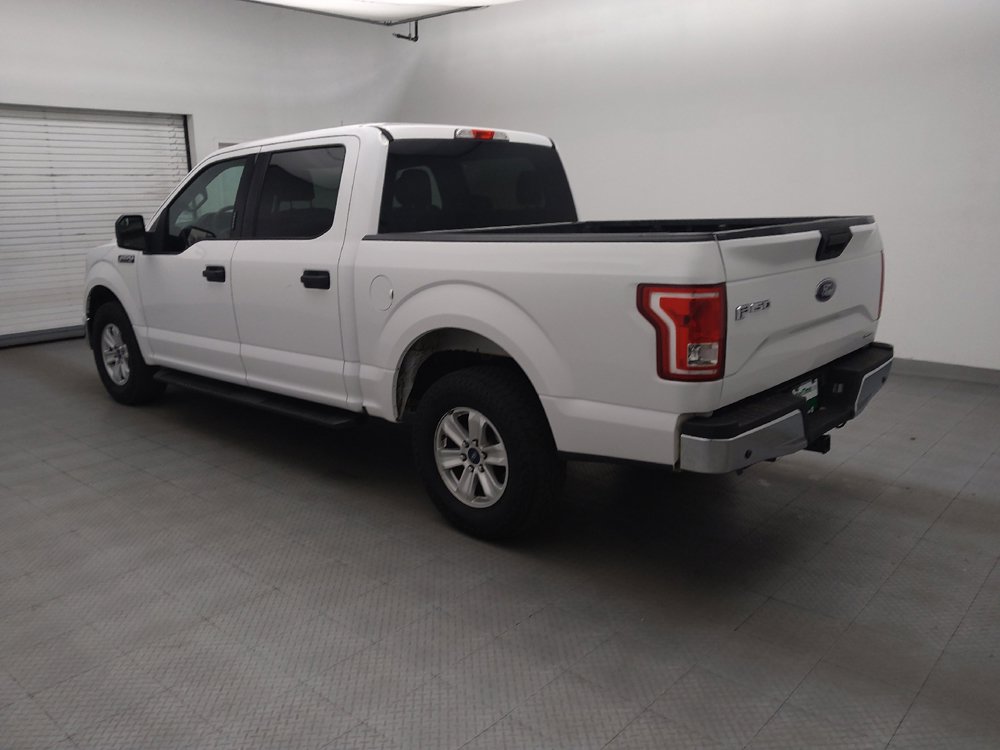 Used 2016 Ford F150 XLT w/ Trailer Tow Package RWD image 3