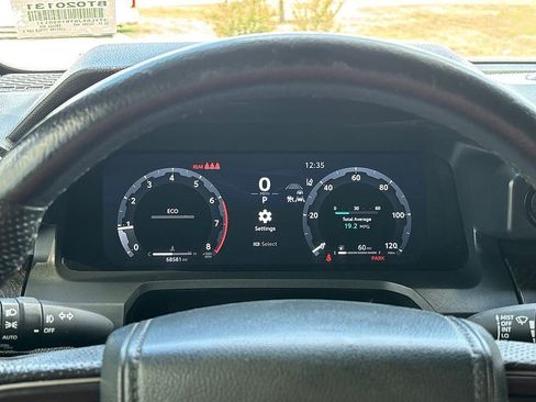 Used 2024 Toyota Tacoma Limited w/ Limited Package (LT) AWD/4WD image 26