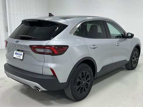 Used 2023 Ford Escape Active image 6