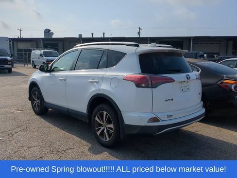 Used 2016 Toyota RAV4 XLE FWD image 3