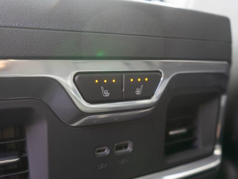 New 2026 GMC Sierra 1500 Denali w/ Denali Reserve Package image 15