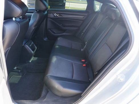 Used 2022 Honda Accord Sport image 19