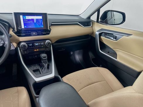 Certified 2025 Toyota RAV4 XLE FWD image 23