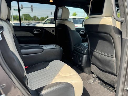 Used 2019 INFINITI QX80 Limited w/ All-Season Package AWD/4WD image 18