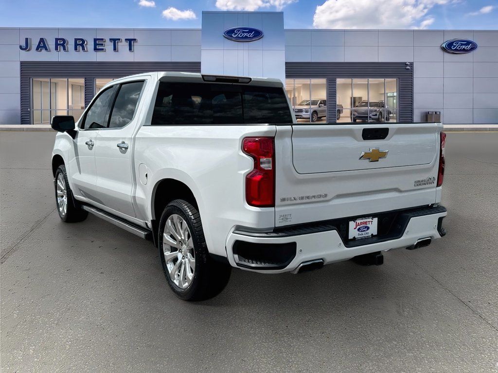 Used 2022 Chevrolet Silverado 1500 High Country AWD/4WD image 5