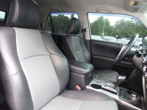 Used 2022 Toyota 4Runner SR5 Premium w/ TRD Black Wheel Package (TMS) AWD/4WD image 21