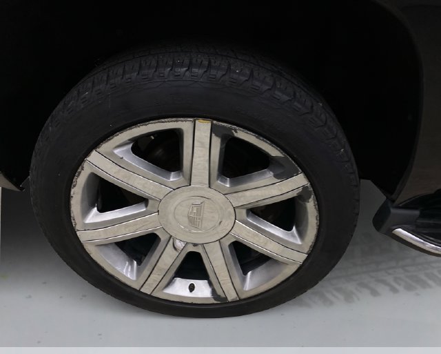 Used 2015 Cadillac Escalade Premium AWD/4WD image 18