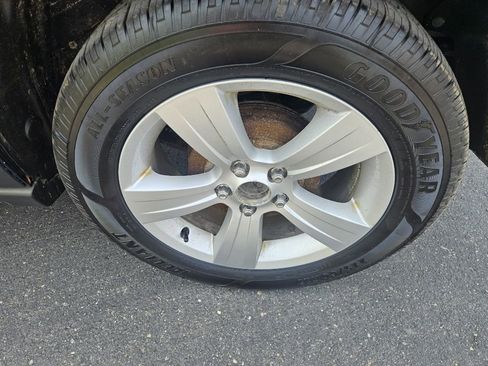 Used 2014 Jeep Patriot Latitude FWD image 19