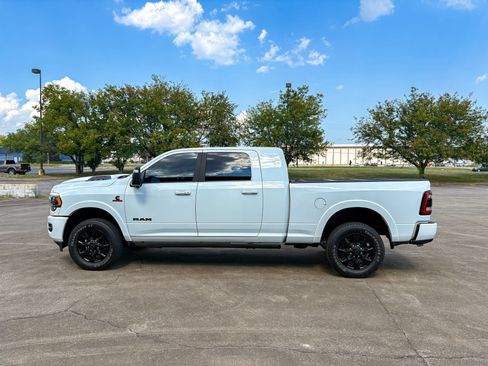 Used 2024 RAM 2500 Limited AWD/4WD image 7
