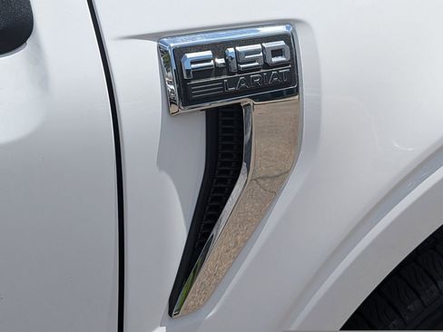 Used 2021 Ford F150 Lariat w/ Equipment Group 502A High AWD/4WD image 14
