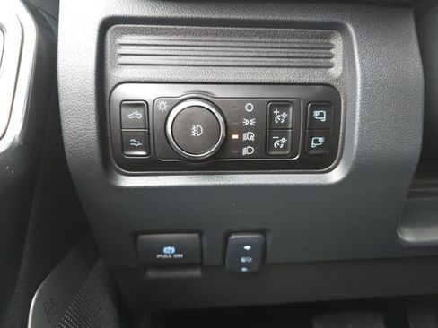 Certified 2025 Ford F250 Platinum AWD/4WD image 26