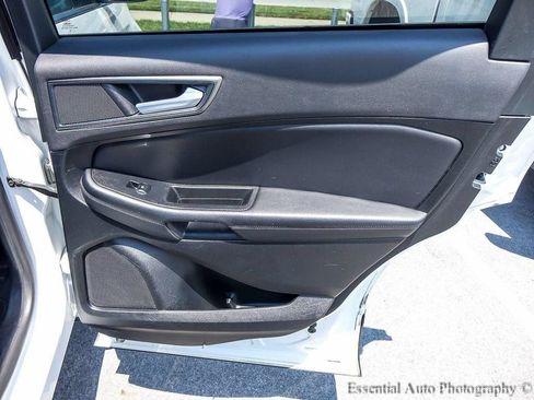Used 2024 Ford Edge SE AWD/4WD image 24