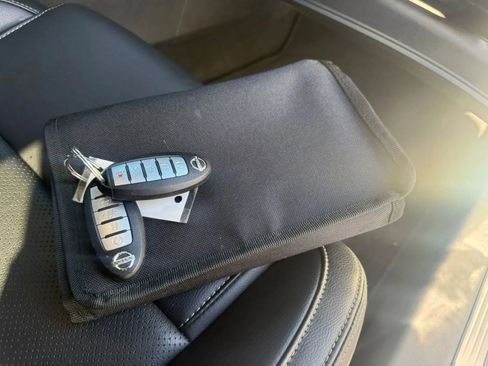 Used 2023 Nissan Maxima SV w/ Floor Mat Group FWD image 41