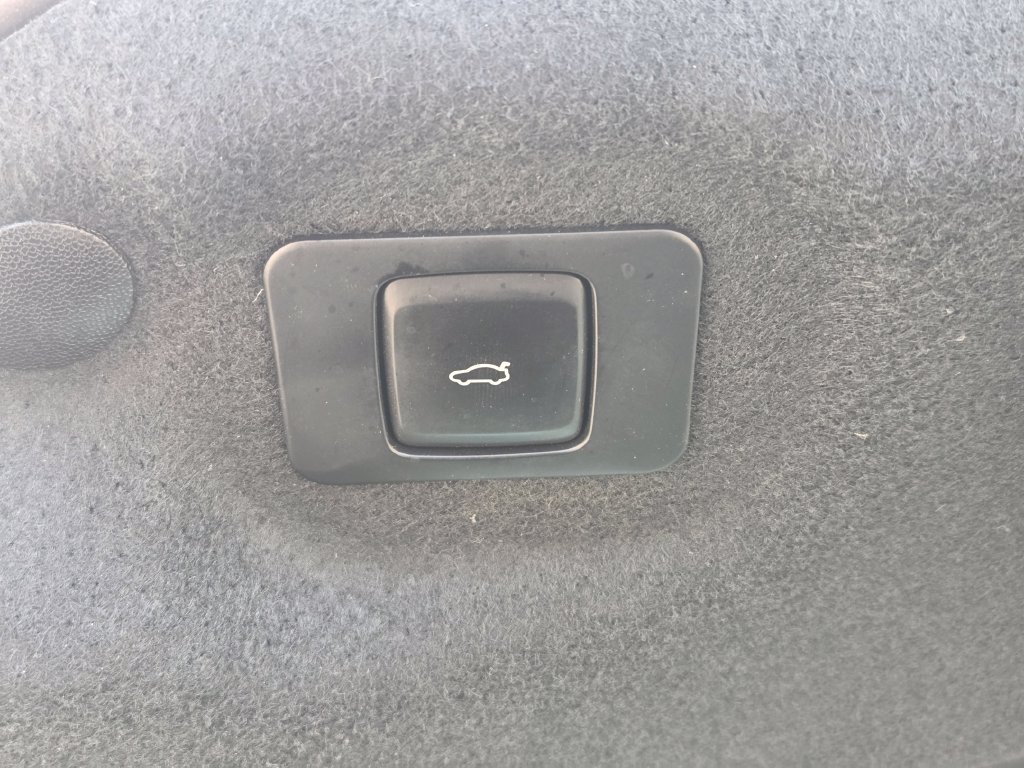 Used 2020 Lincoln MKZ AWD w/ Convenience Package image 54