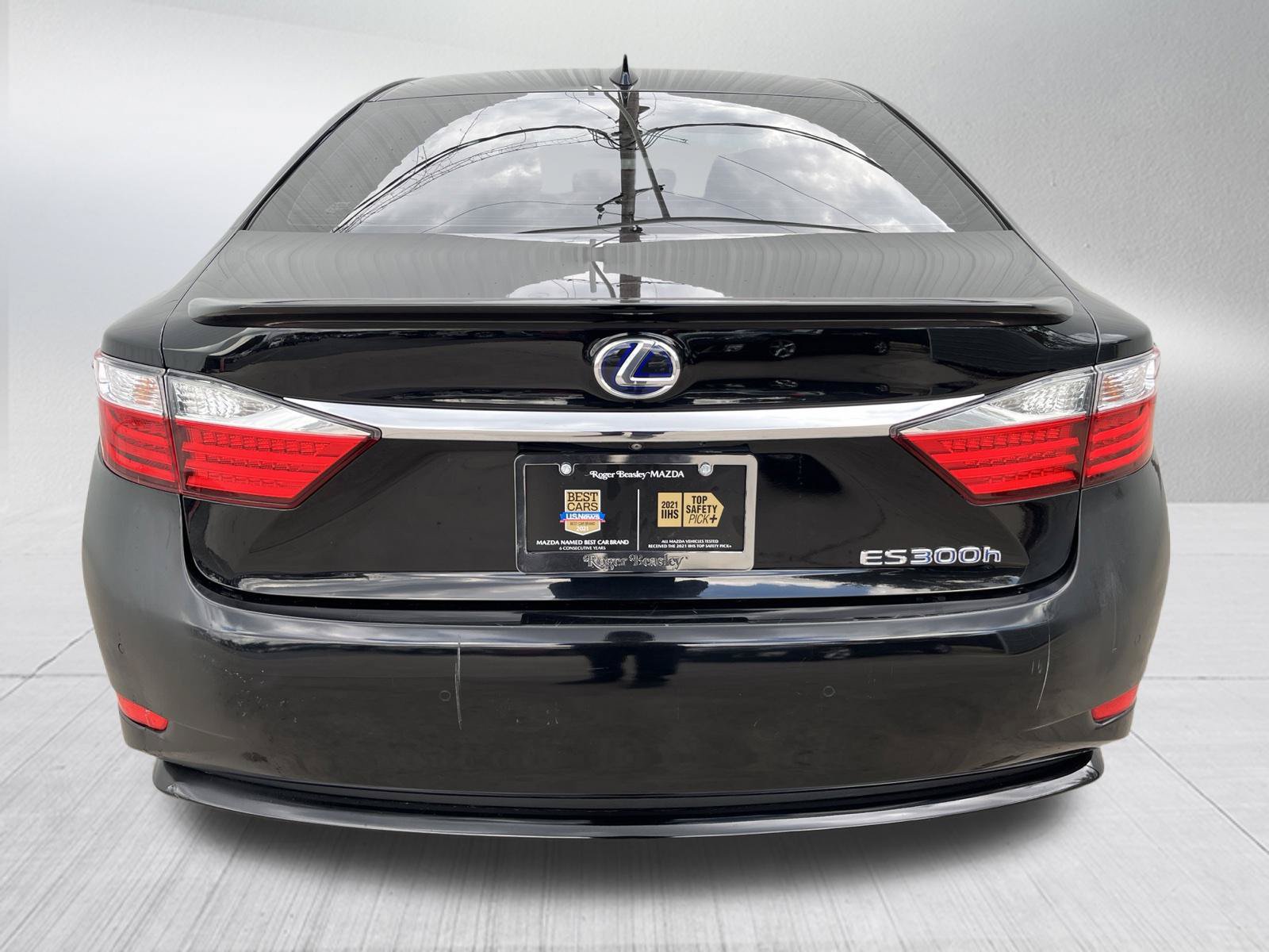 Used 2015 Lexus ES 300h w/ Navigation System Package FWD image 7