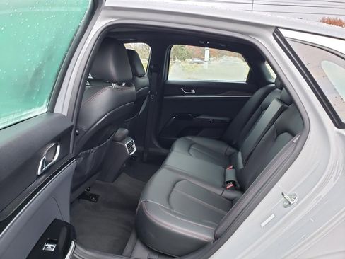 Used 2024 Kia K5 GT w/ GT1 Package image 11