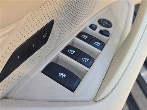 Used 2022 BMW 430i xDrive Convertible w/ Convenience Package image 6