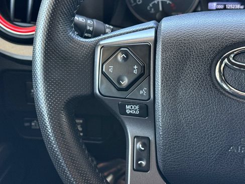 Used 2021 Toyota Tacoma TRD Off-Road w/ Technology Package AWD/4WD image 34
