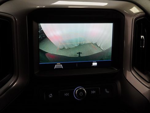 Used 2020 Chevrolet Silverado 1500 Custom w/ Custom Value Package image 32