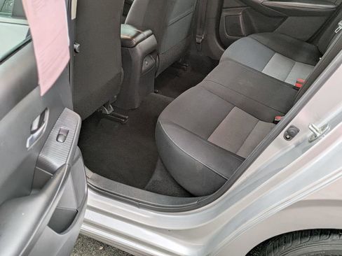 Used 2023 Nissan Sentra SV FWD image 21