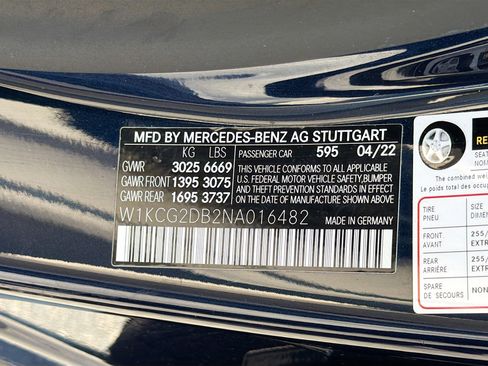Used 2022 Mercedes-Benz EQS 450+ Sedan image 43