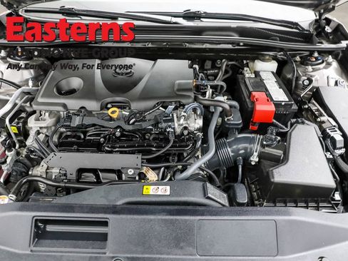 Used 2024 Toyota Camry SE image 7