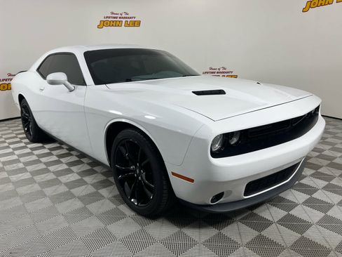 Used 2018 Dodge Challenger SXT w/ Blacktop Package RWD image 9
