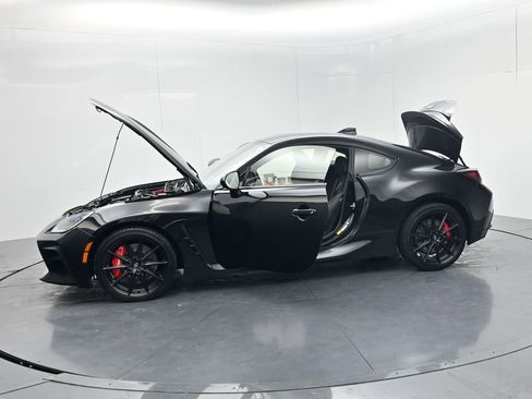 Used 2025 Toyota GR86 Premium w/ Performance Package RWD image 63