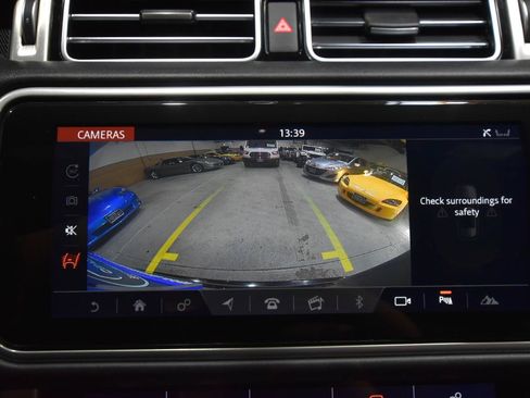 Used 2018 Land Rover Range Rover HSE AWD/4WD image 30