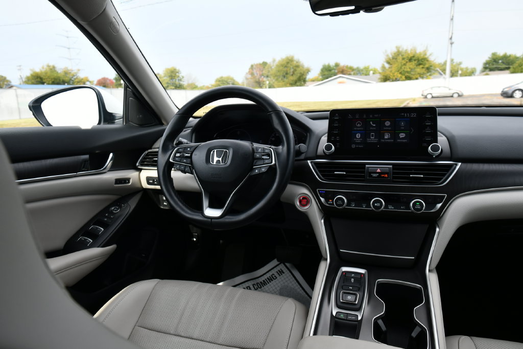 Used 2021 Honda Accord Touring image 24