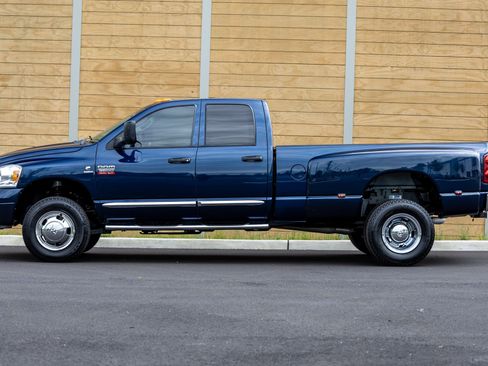 Used 2008 Dodge Ram 3500 Truck Laramie w/ Trailer Tow Group AWD/4WD image 11