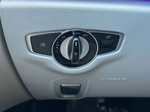 Used 2019 Mercedes-Benz E 300 image 31
