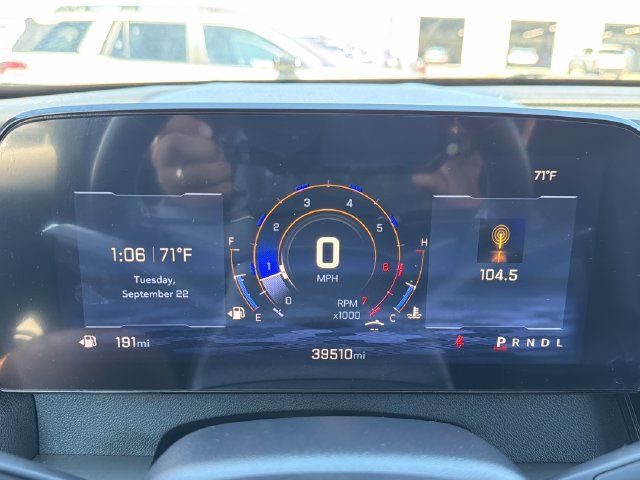 Used 2025 Chevrolet Traverse LT FWD image 11