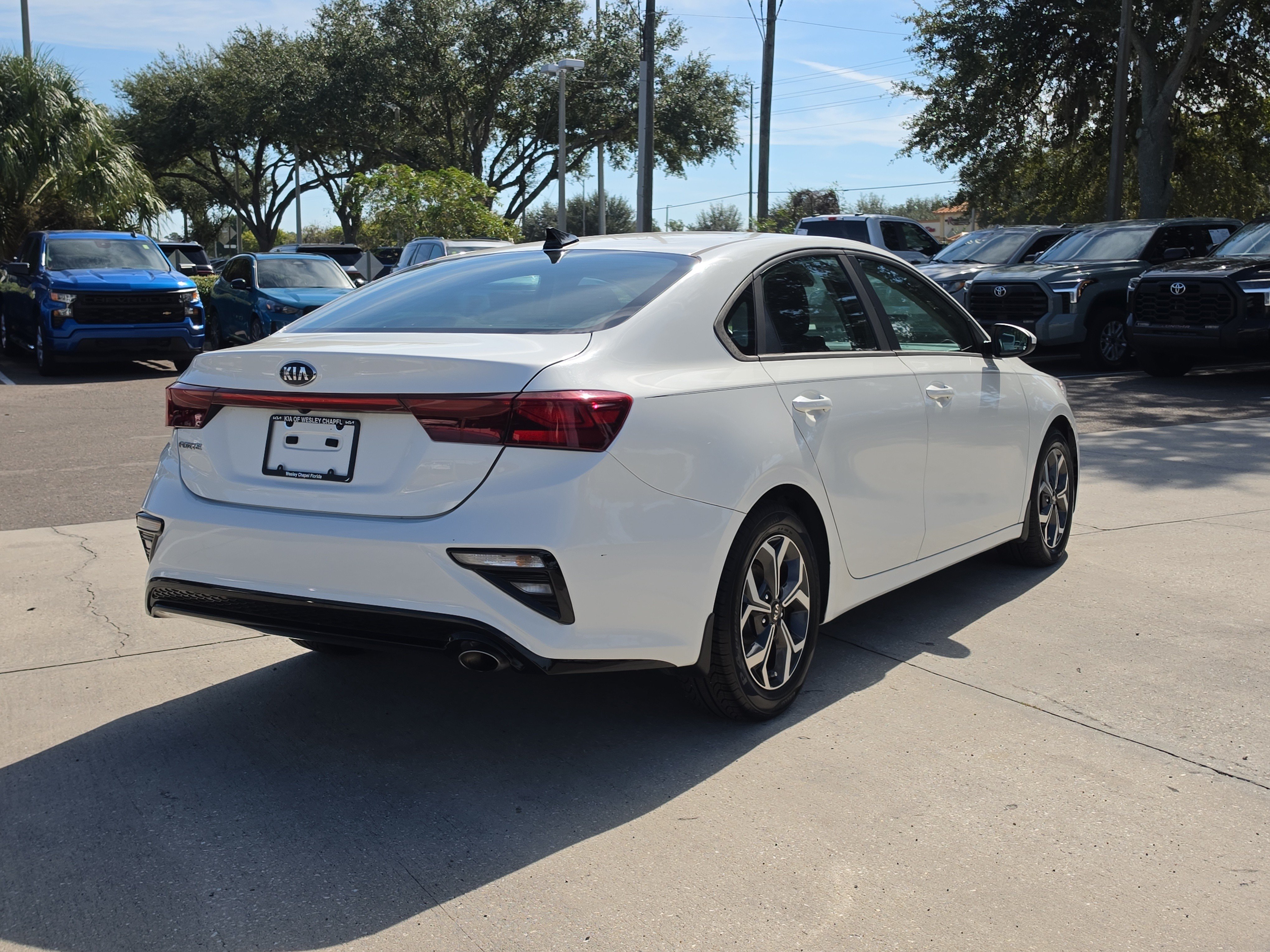 Used 2020 Kia Forte LXS FWD image 7