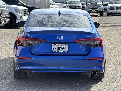 Used 2023 Honda Civic Sport image 6