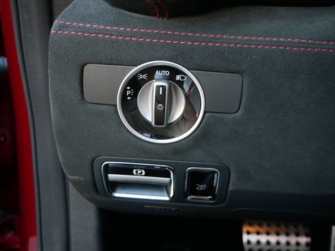 Used 2018 Mercedes-Benz AMG GT C image 27